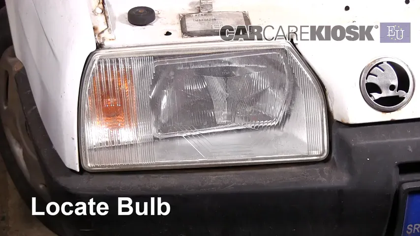 1993 Skoda Favorit L 1.3L 4 Cyl. Lights Turn Signal - Front (replace bulb)